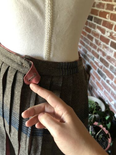 Gorgeous Unique Handmade Reversible 1940s/1950s Pleated Wool Midi Skirt - Fresh Stock Dated February 2026