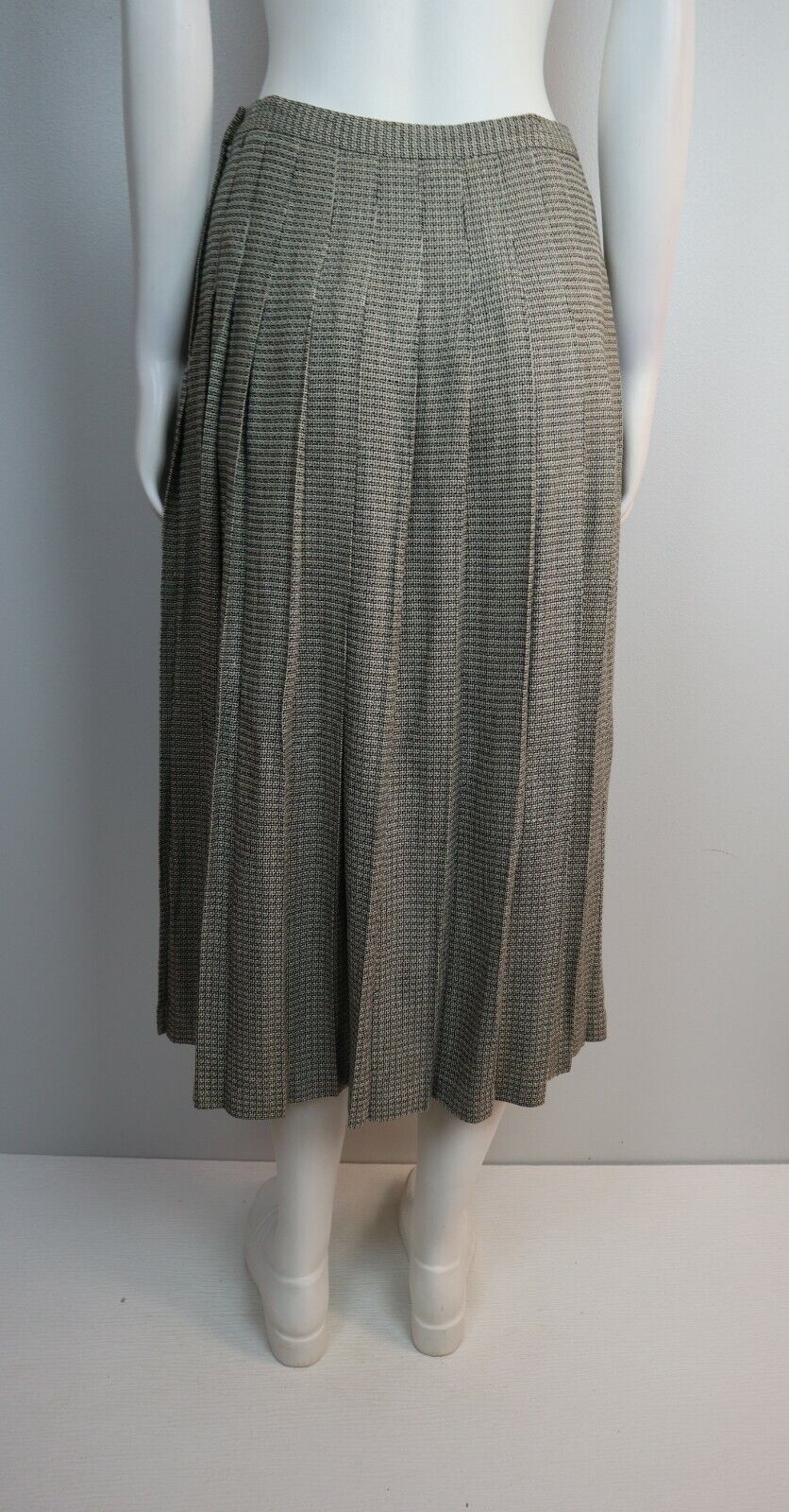 VINTAGE WOMEN'S BLACK & BEIGE PLEATED MIDI SKIRT - SIZE 8 - Fresh Stock Dated March 2026
