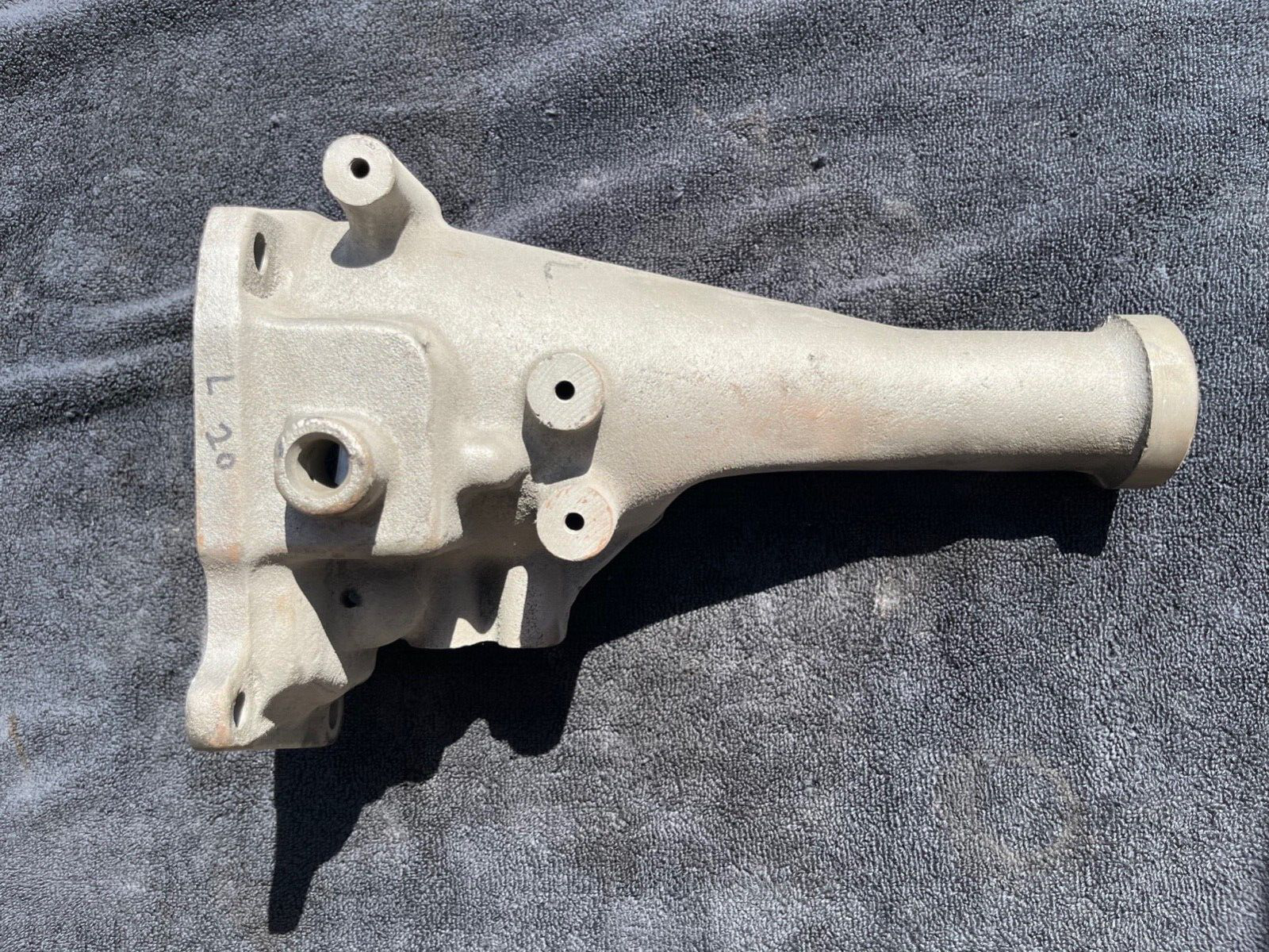 1963-1966 Ford Falcon Borg Warner T10 4 Speed Tailhousing T10H-7A Tailshaft - Fresh Stock Dated February 2026