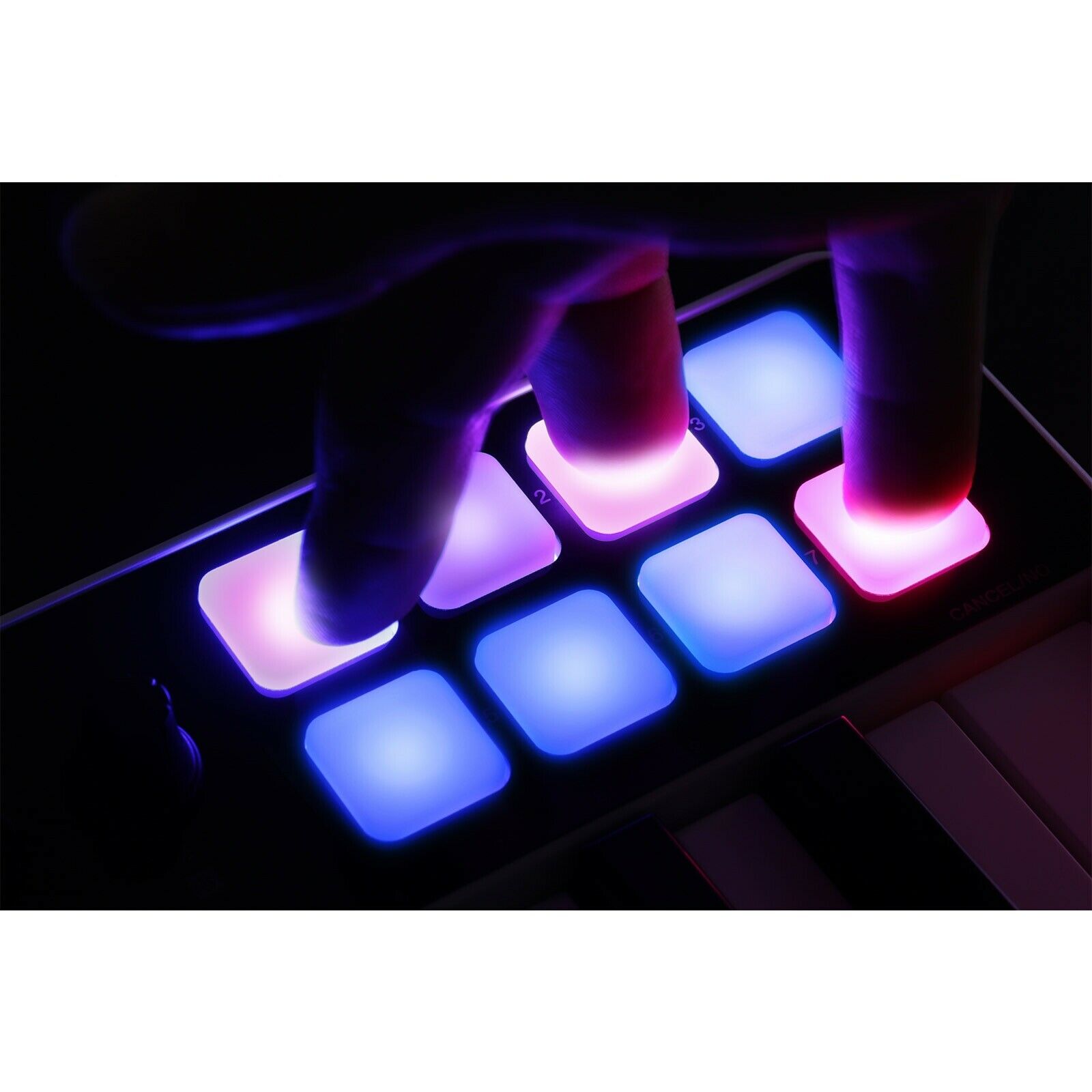 iRig Keys I/O 25 25-Key Keyboard Portable Workstation w Carry Case - Fresh Stock Dated February 2026