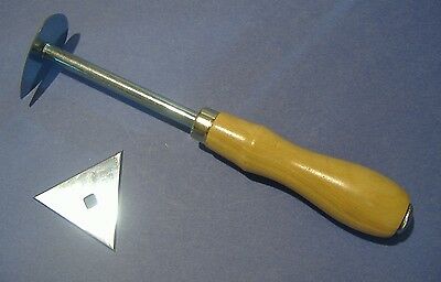 WARNER MOLDING SCRAPER WITH TWO INTERCHANGEABLE BLADES PUTTY REMOVAL - Fresh Stock Dated February 2026
