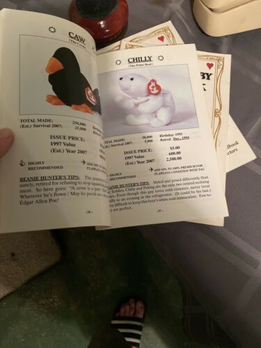 The Beanie Baby Handbook PB w Vellum Full Color by Les & Sue Fox - Fresh Stock Dated December 2025