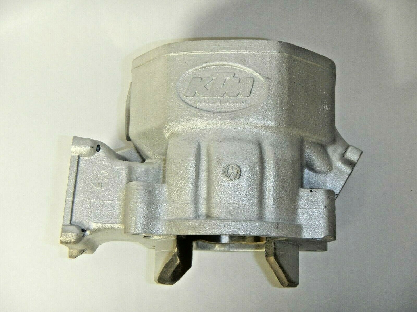 NEW Re-plated OEM cylinder & Wiseco piston kit set 1990 KTM 500 MX 56530005001 - Fresh Stock Dated February 2026