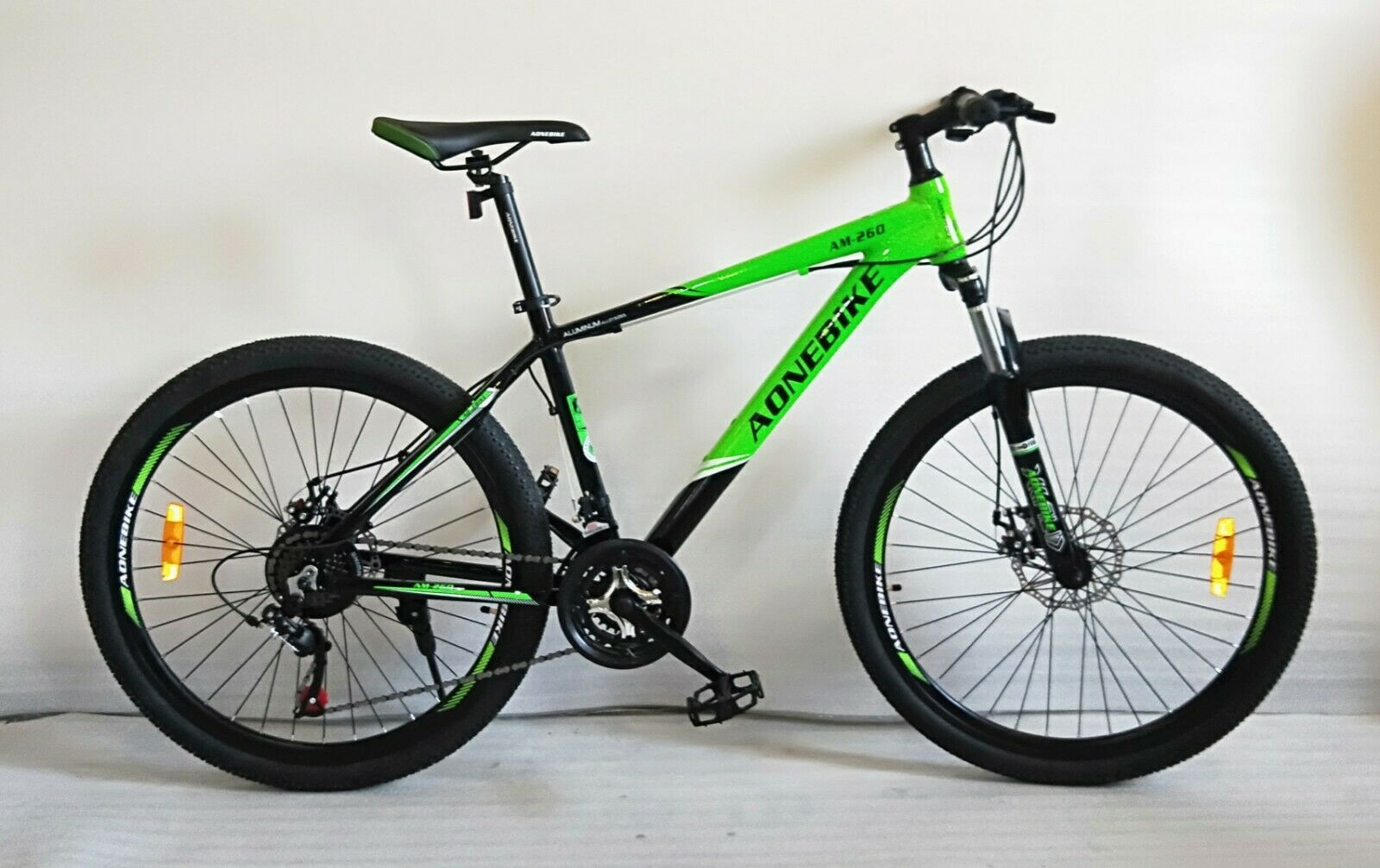AONE MTB Mountain Bike 26 inch 21-Speed 19