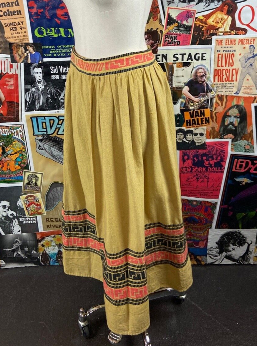 Vintage 1950s-60s El Laberinto Oaxacan Mexican Embroidered Souvenir Skirt - Fresh Stock Dated February 2026