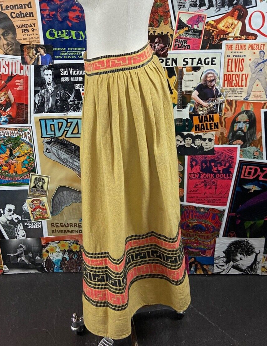 Vintage 1950s-60s El Laberinto Oaxacan Mexican Embroidered Souvenir Skirt - Fresh Stock Dated February 2026