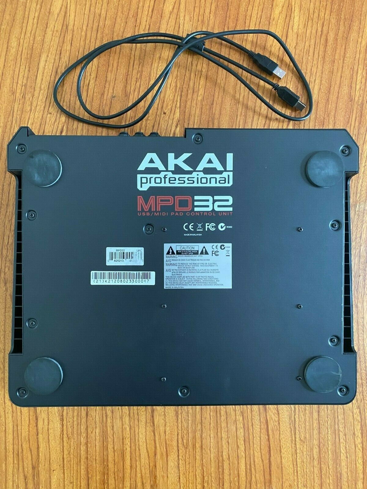 Akai MPD32 MIDI Controller & Drum Pad (Gently Used) - Fresh Stock Dated February 2026