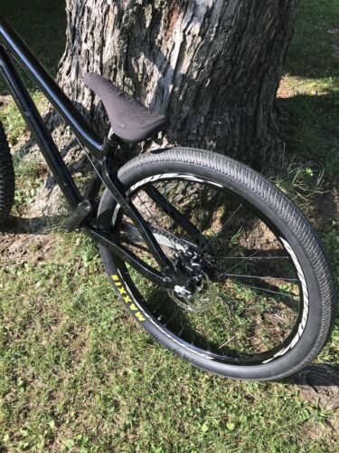 2011 Banshee Amp DJ dirt jumper Maxxis Odyssey Profile Manitou Spank Atomlab - Fresh Stock Dated February 2026