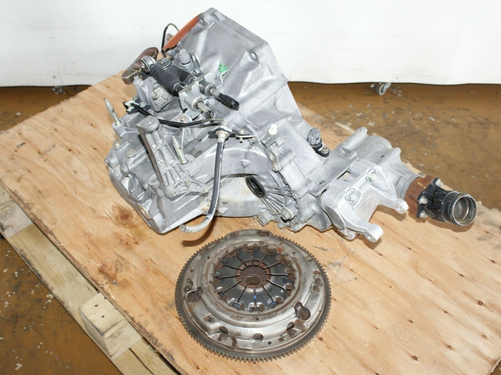 2002-2006 Honda CRV Manual Transmission 5 Speed 4x4 4WD Gearbox K24A 2.4L JDM - Fresh Stock Dated December 2025
