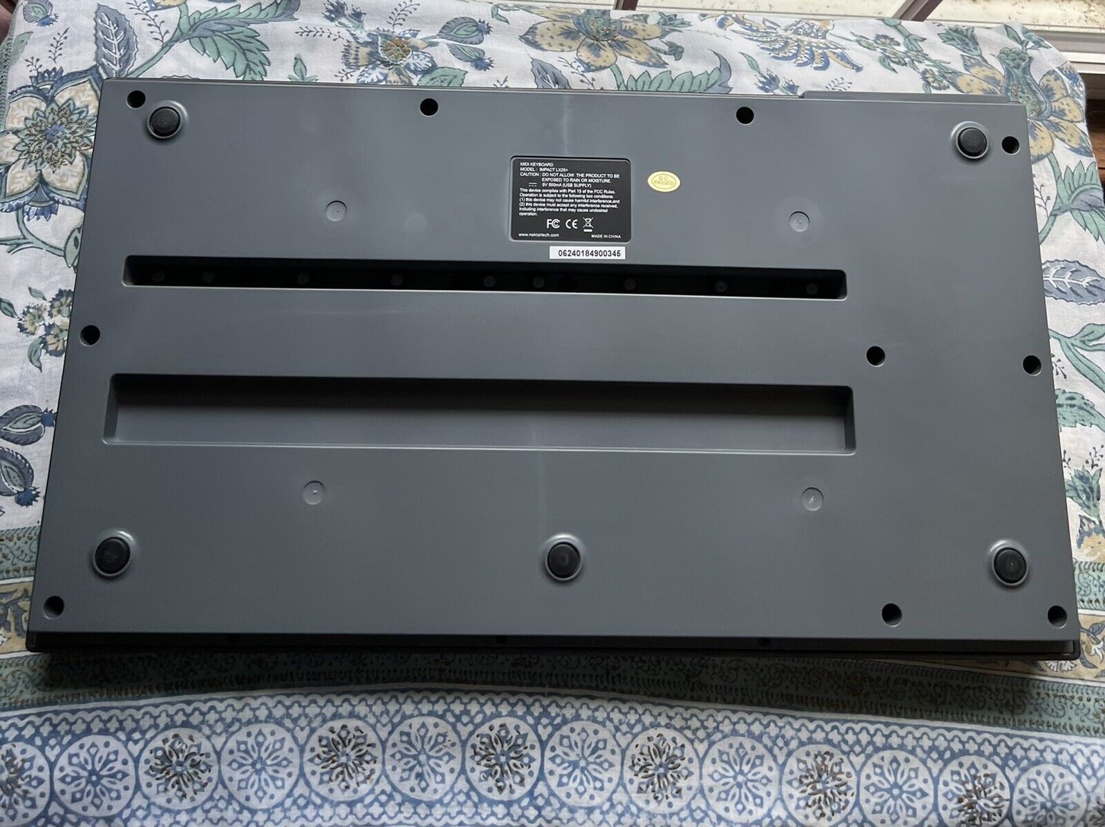 [Very Clean / Tested ] Nektar Impact LX25+ 25-Key 8 Pad MIDI Controller Keyboard - Fresh Stock Dated February 2026