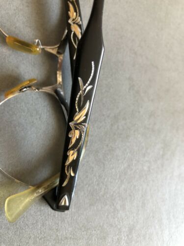 Vintage 1950’s Cat eye Glasses Aluminum Engraved Frame/case Vintage Chartreuse. - Fresh Stock Dated February 2026