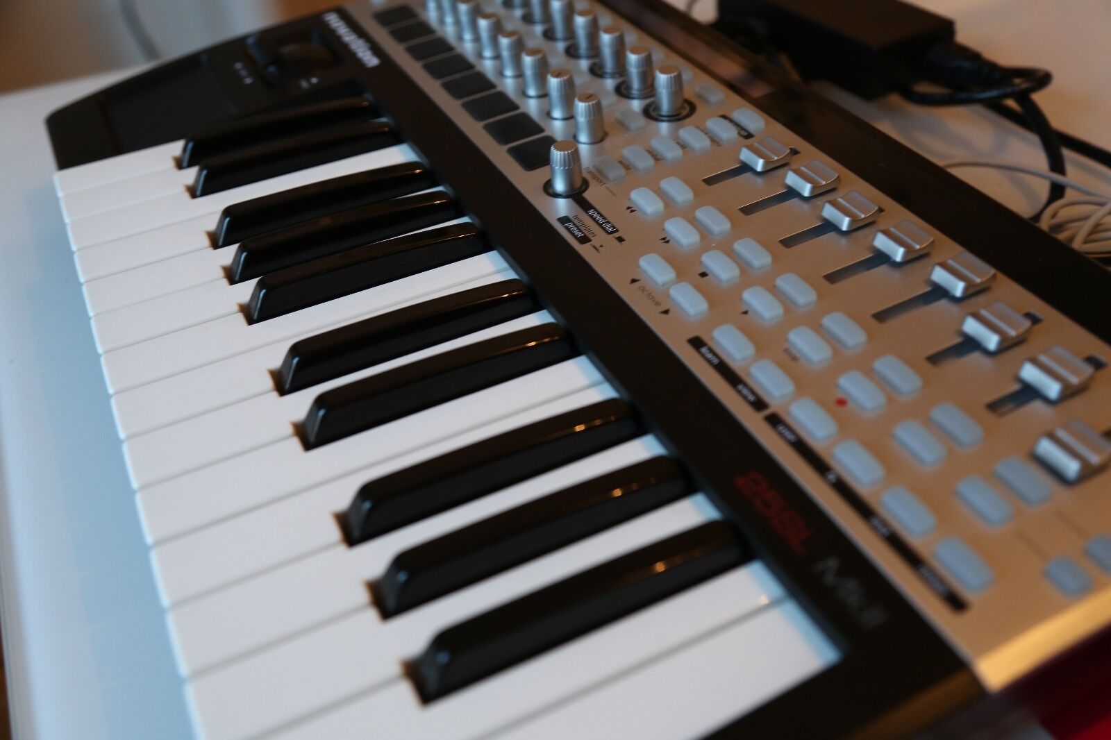 Novation SL M2 25 key midi controller - Fresh Stock Dated February 2026