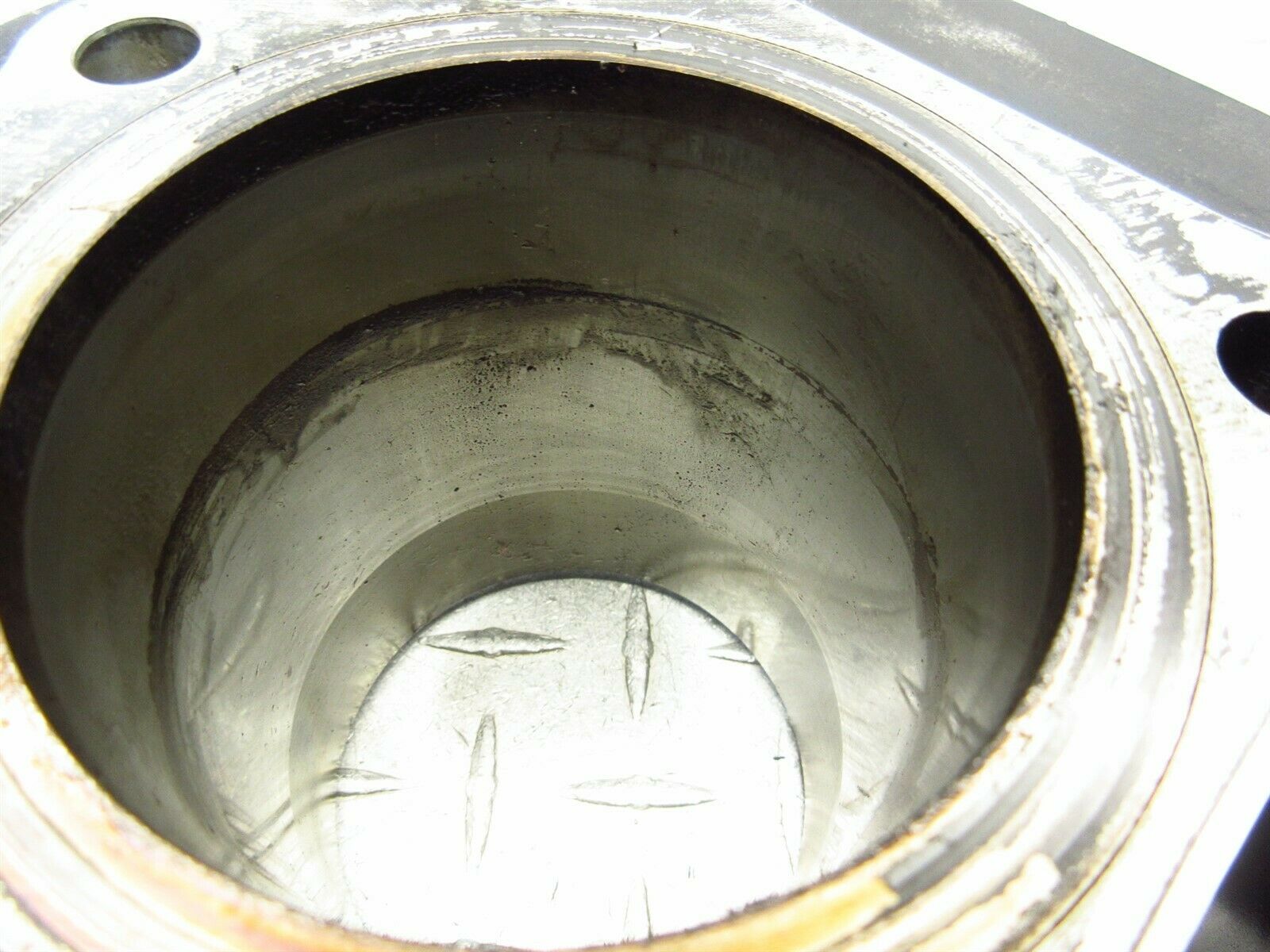 1991 91 Suzuki GS500E Piston Cylinder Barrel Oem - Fresh Stock Dated February 2026