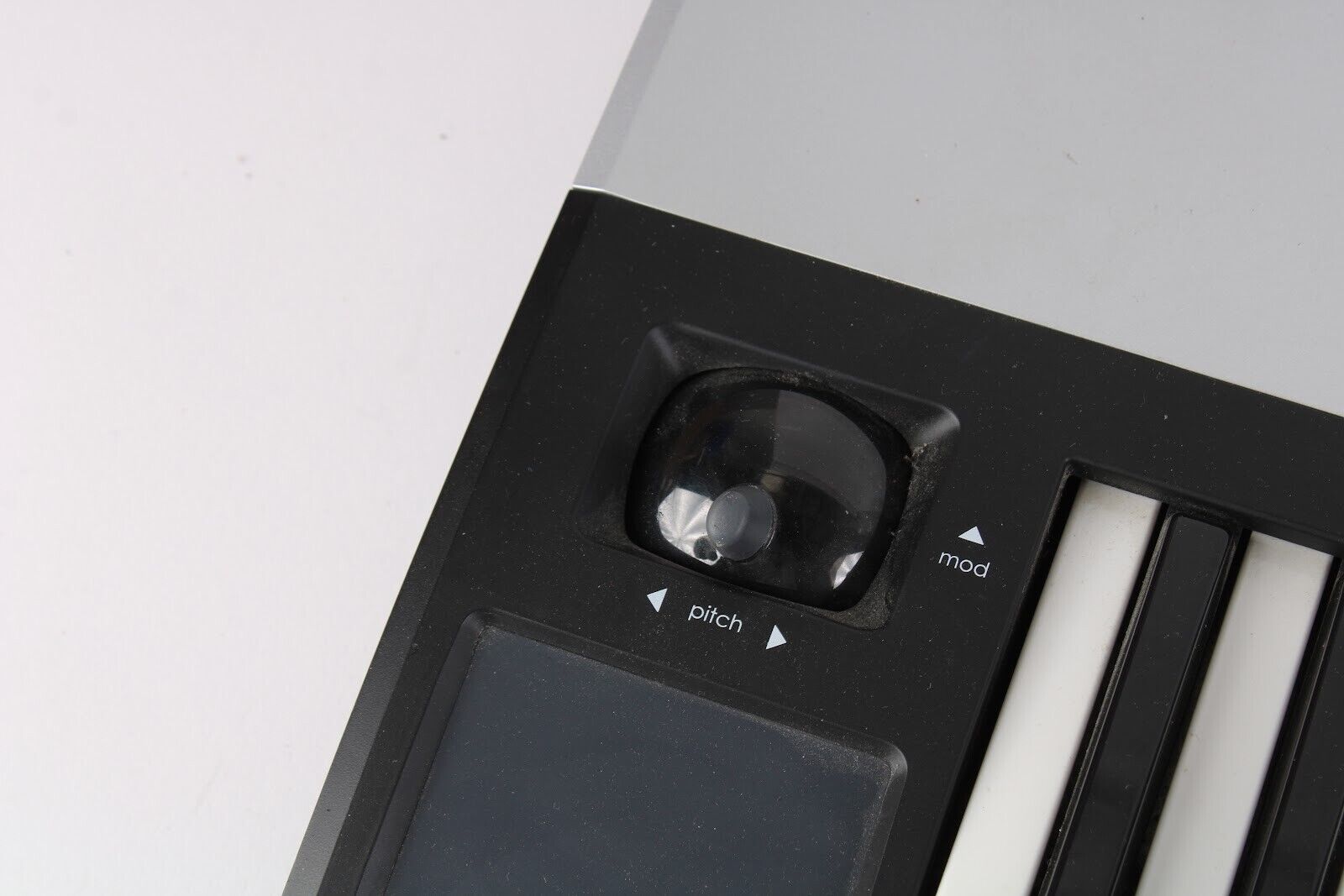 Novation 61SL MKII MIDI 61-Key Remote Midi Controller Keyboard - Fresh Stock Dated February 2026