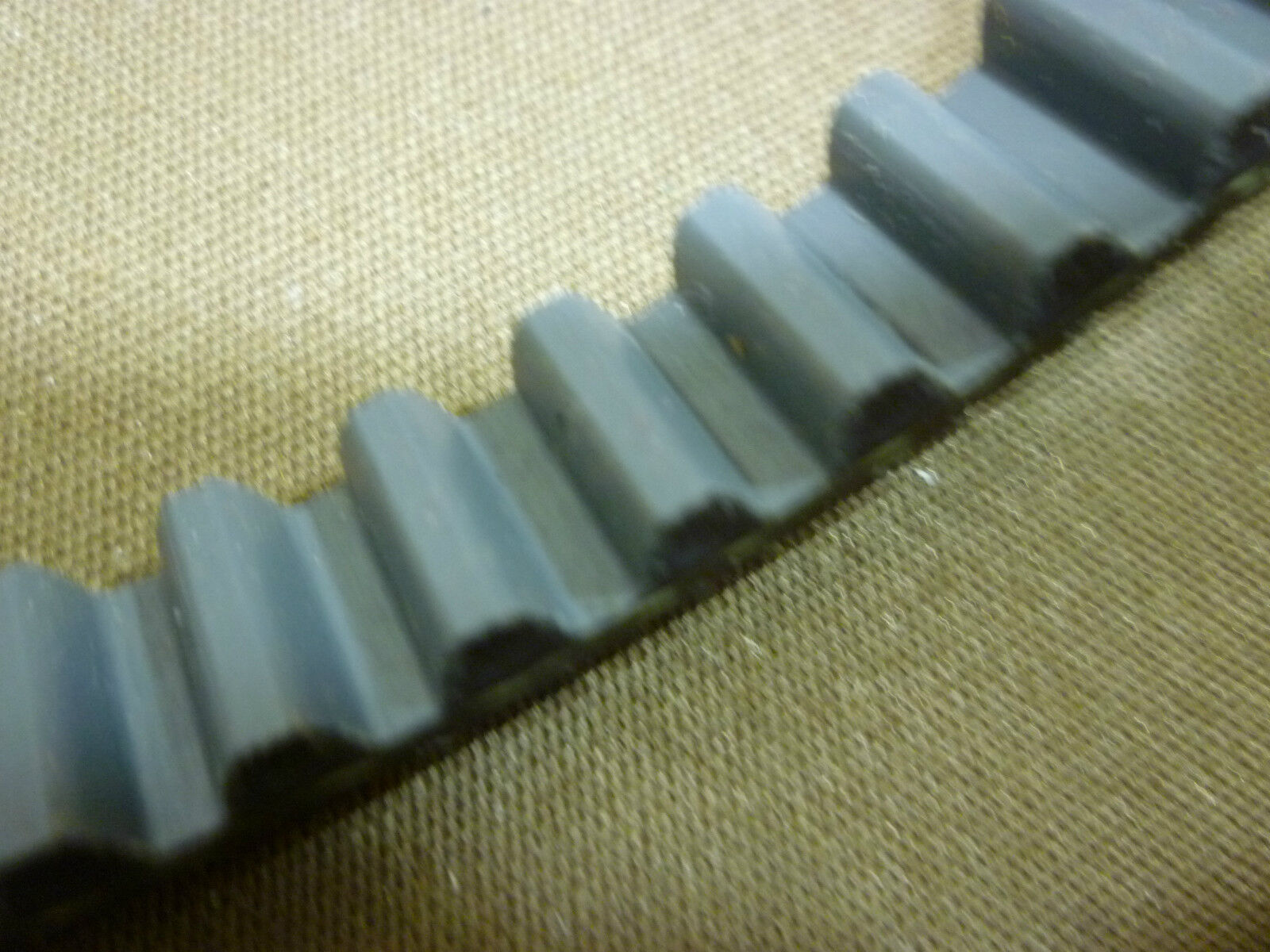 Gates Poly-Chain GT2 Belt  8MGT-2240-12             (*363EB) - Fresh Stock Dated February 2026