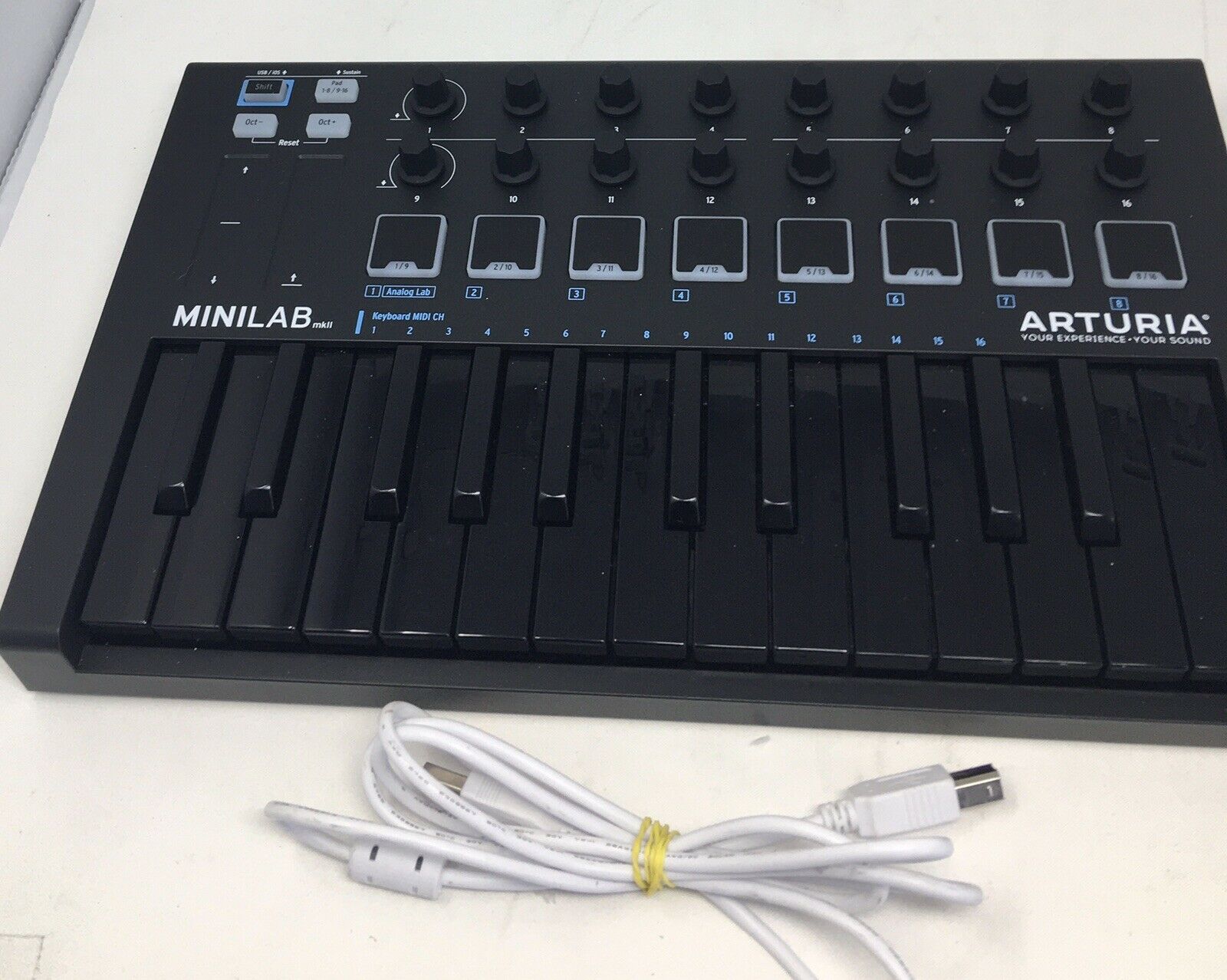 Arturia minilab mkii 25 slim-key controller - Fresh Stock Dated February 2026