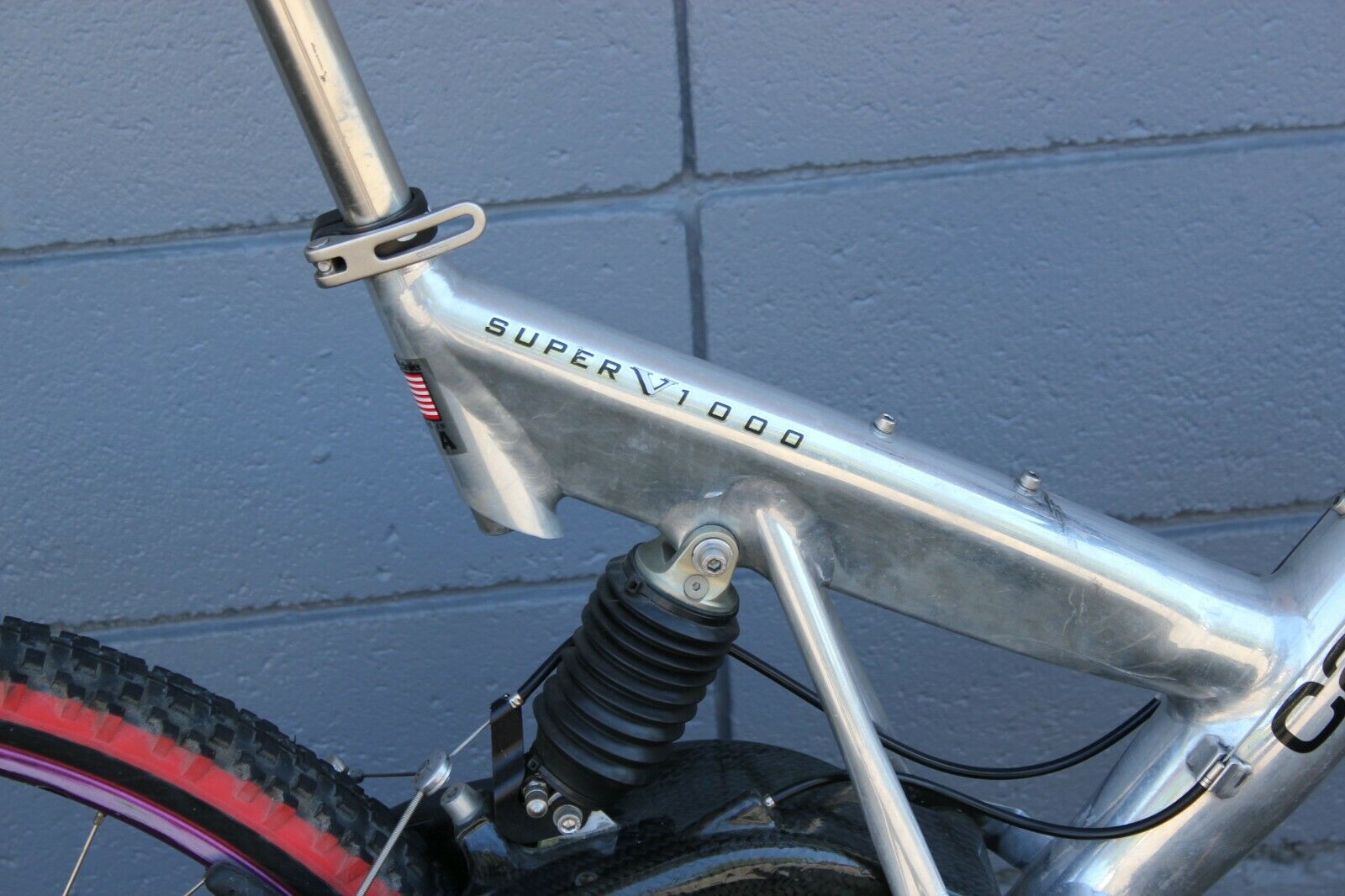 Vintage 1995 Cannondale Super V 1000 Mountain Bike Full Suspension Carbon USA - Fresh Stock Dated December 2025