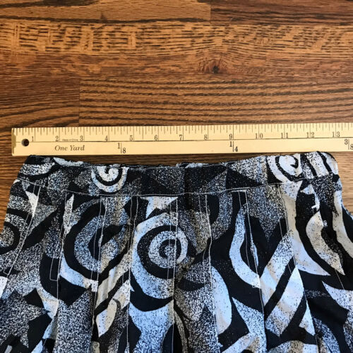 Vintage Nike Abstract Print Tennis Skirt Pleated Black White 80s 90s Size Medium - Fresh Stock Dated February 2026