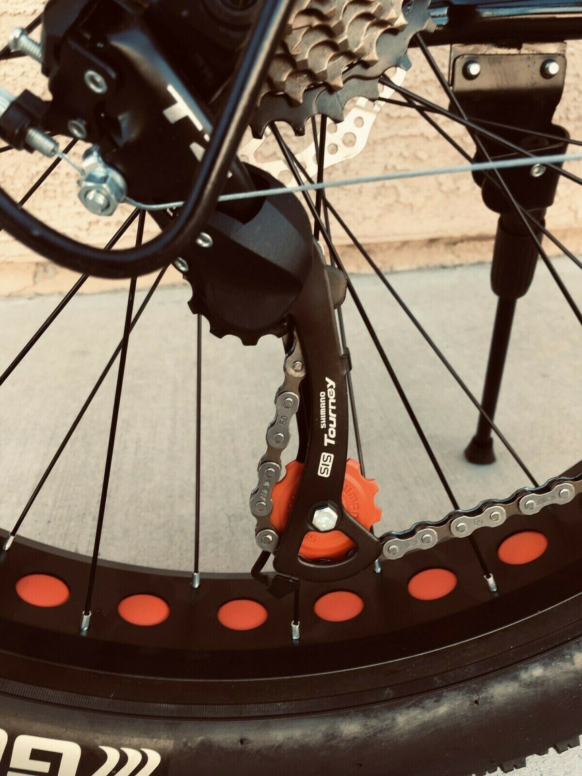 NEW MENS MOUNTAIN BIKE SHIMANO 21 SPEED HARDTAIL SNOWBIKE 26x17-AUTHENTIC! - Fresh Stock Dated February 2026