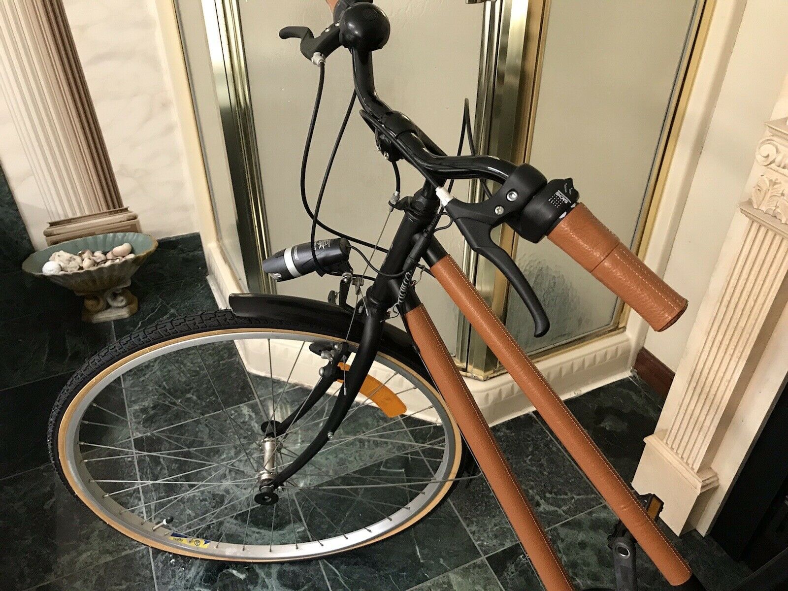 HERMES LEATHER BICYCLE BARENIA - Fresh Stock Dated February 2026