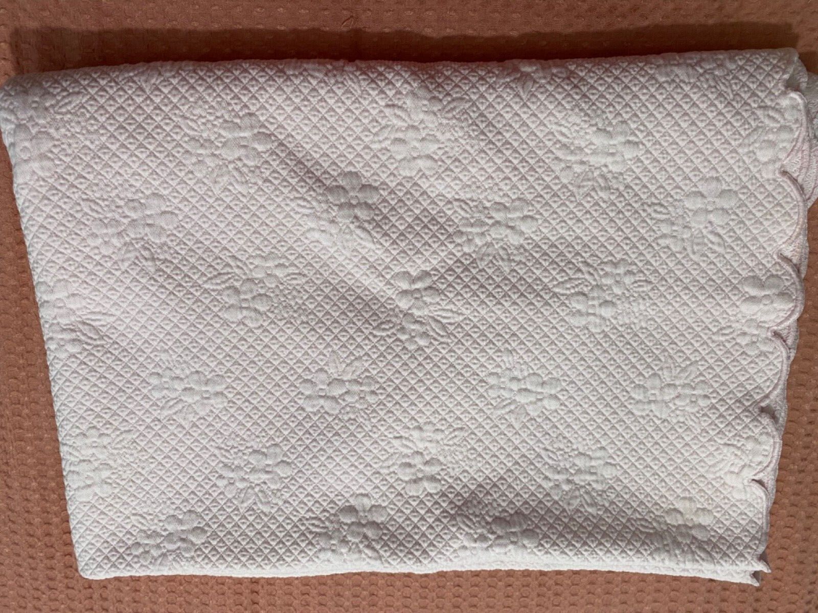 Pottery Barn Kids Coverlet Quilt Light Pink Matelassé Floral Scalloped Edge TWIN - Fresh Stock Dated February 2026