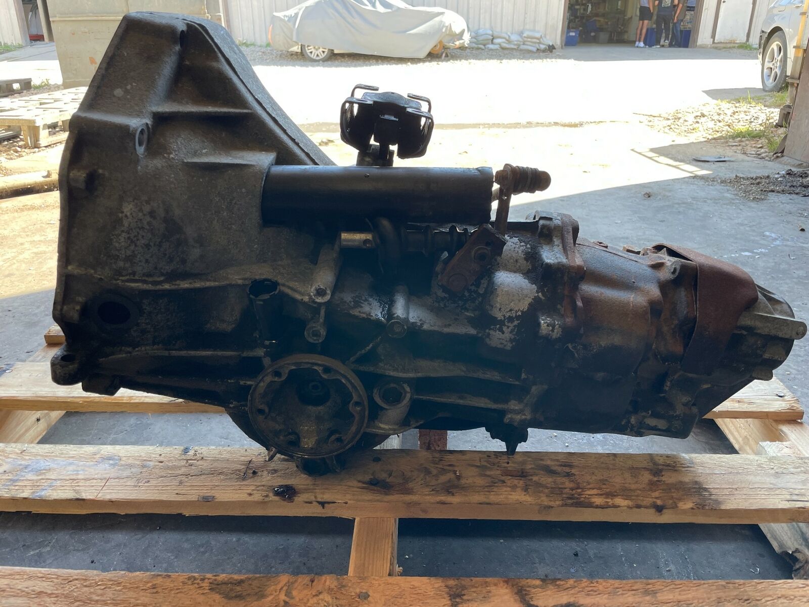 84-87 PORSCHE 944 2.5L GASOLINE RWD 5 SPEED MANUAL TRANSMISSION GEAR BOX OEM - Fresh Stock Dated February 2026