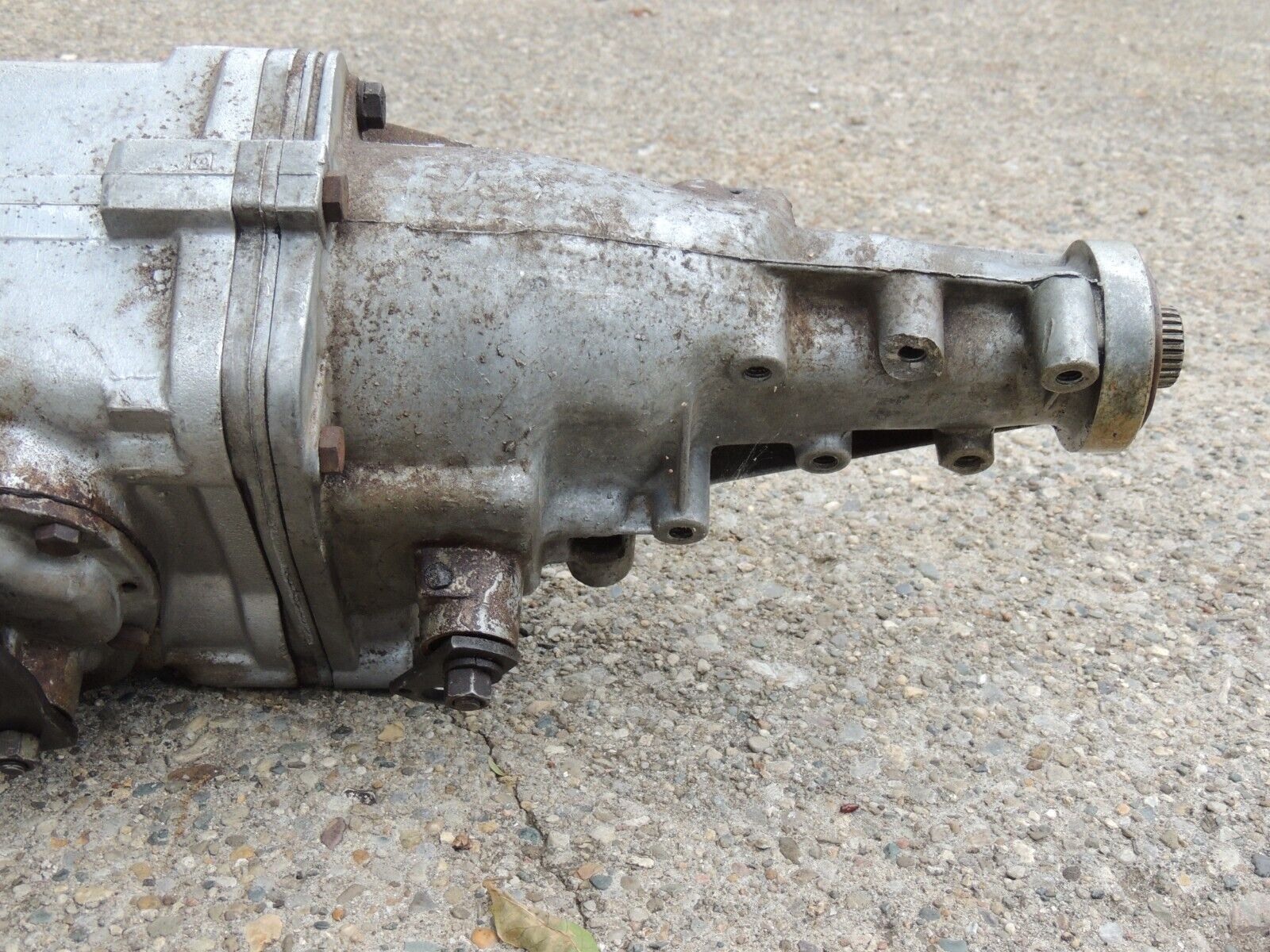 1968 Camaro 4 speed Muncie Transmission 3925660 - Fresh Stock Dated February 2026