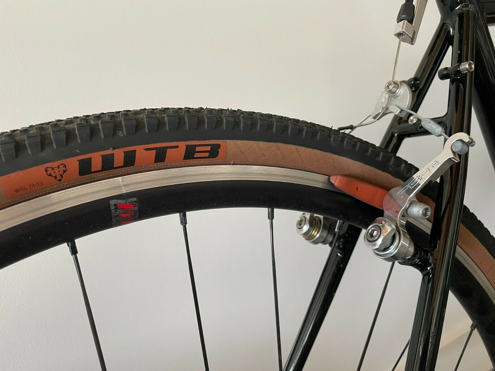 Surly Cross-Check custom build 50cm (52cm) - Lightly used - Like Blue Lug build - Fresh Stock Dated February 2026