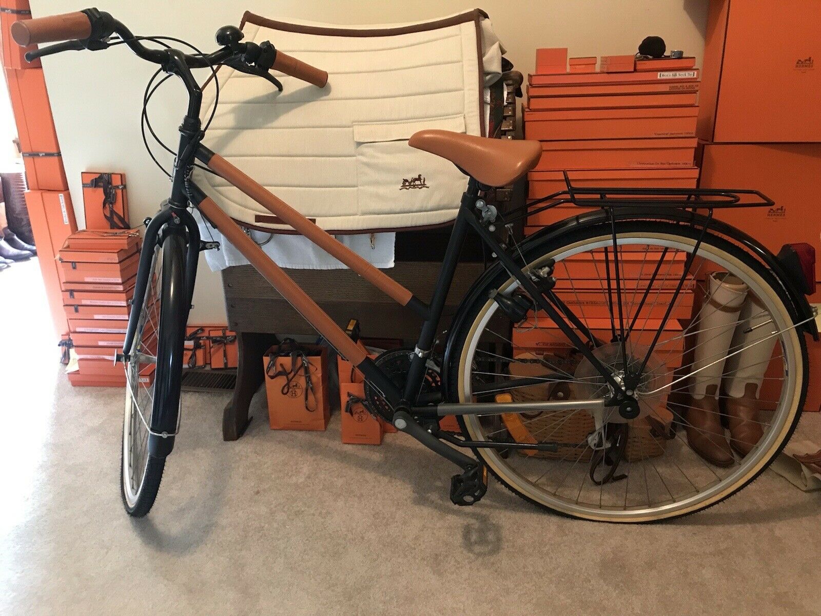 HERMES LEATHER BICYCLE BARENIA - Fresh Stock Dated February 2026