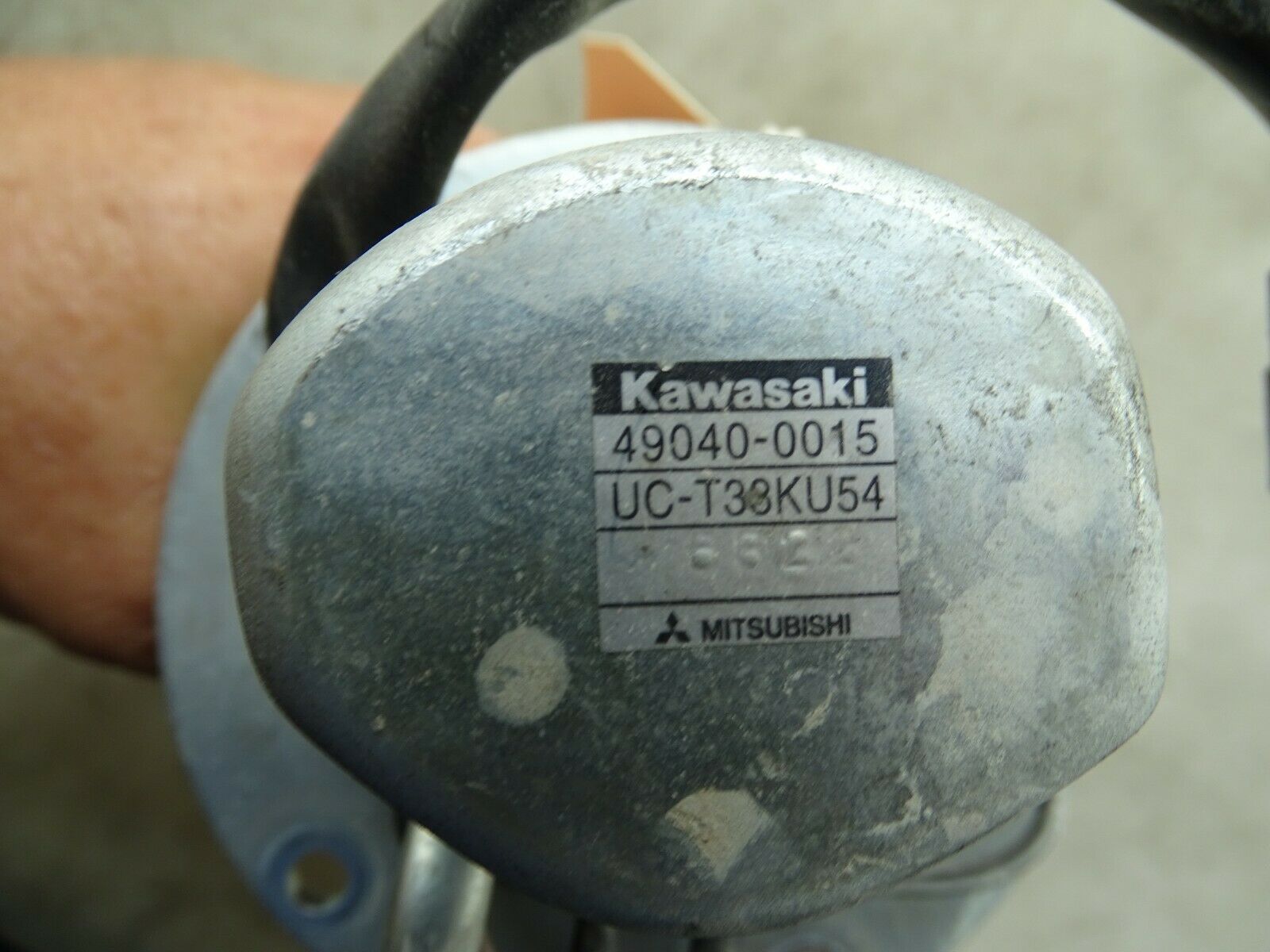 06 KAWASAKI VULCAN VN 900 GAS FUEL PUMP ASSEMBLY  E-1714 - Fresh Stock Dated February 2026