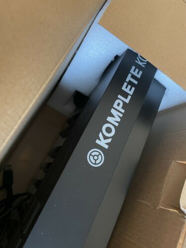 Native Instruments A61 Komplete Kontrol Keyboard - Fresh Stock Dated February 2026