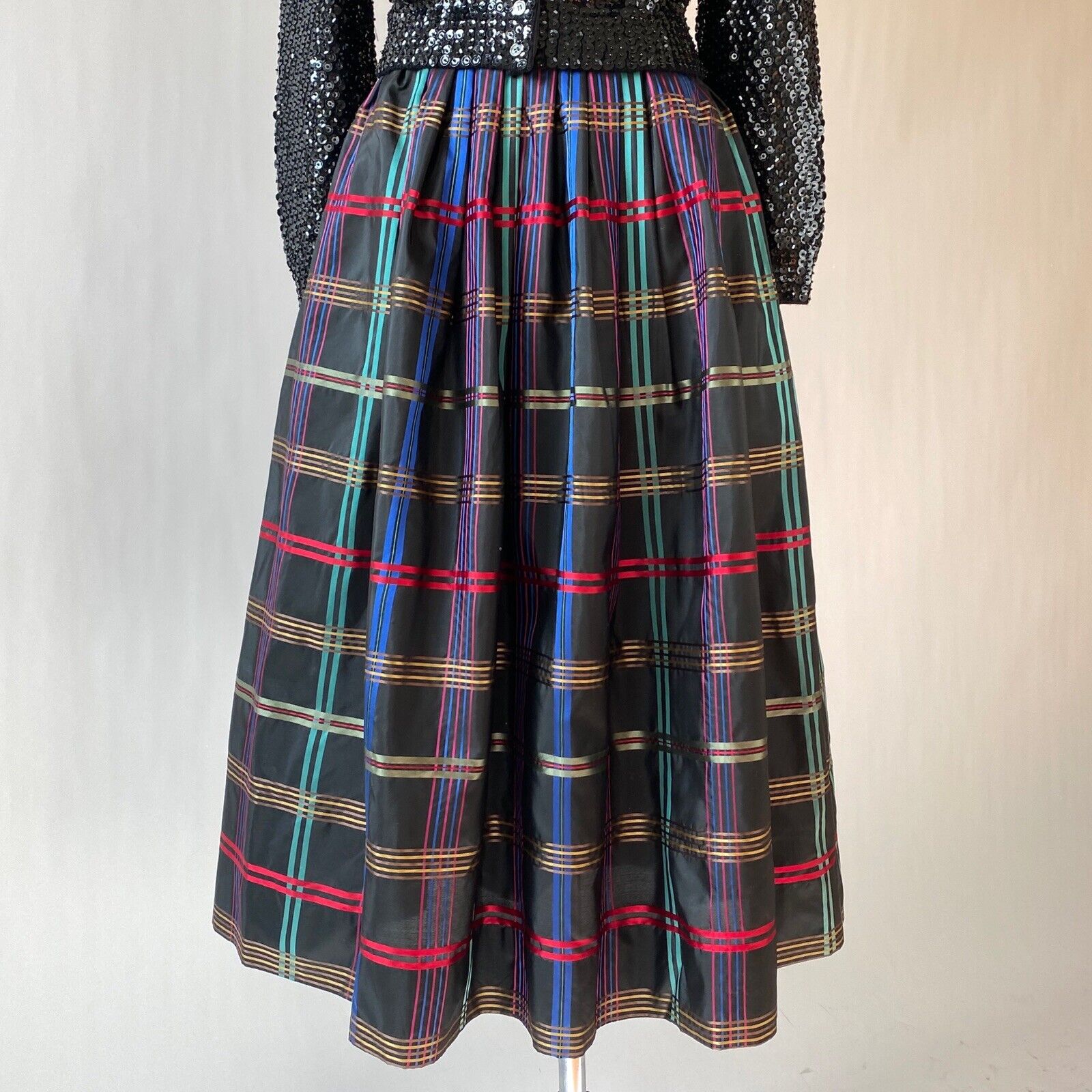 Vintage  80s Perry Ellis Silk Taffeta Full Skirt Deadstock Size 6 - Fresh Stock Dated March 2026