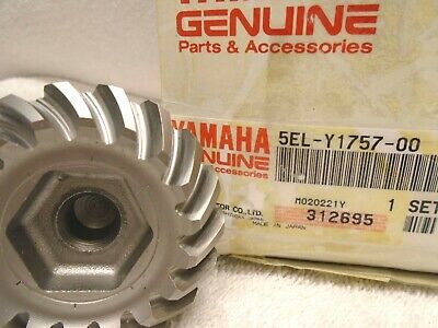 New Yamaha middle gear drive shaft 1999-08 V-Star 1100 Classic Custom VStar - Fresh Stock Dated February 2026