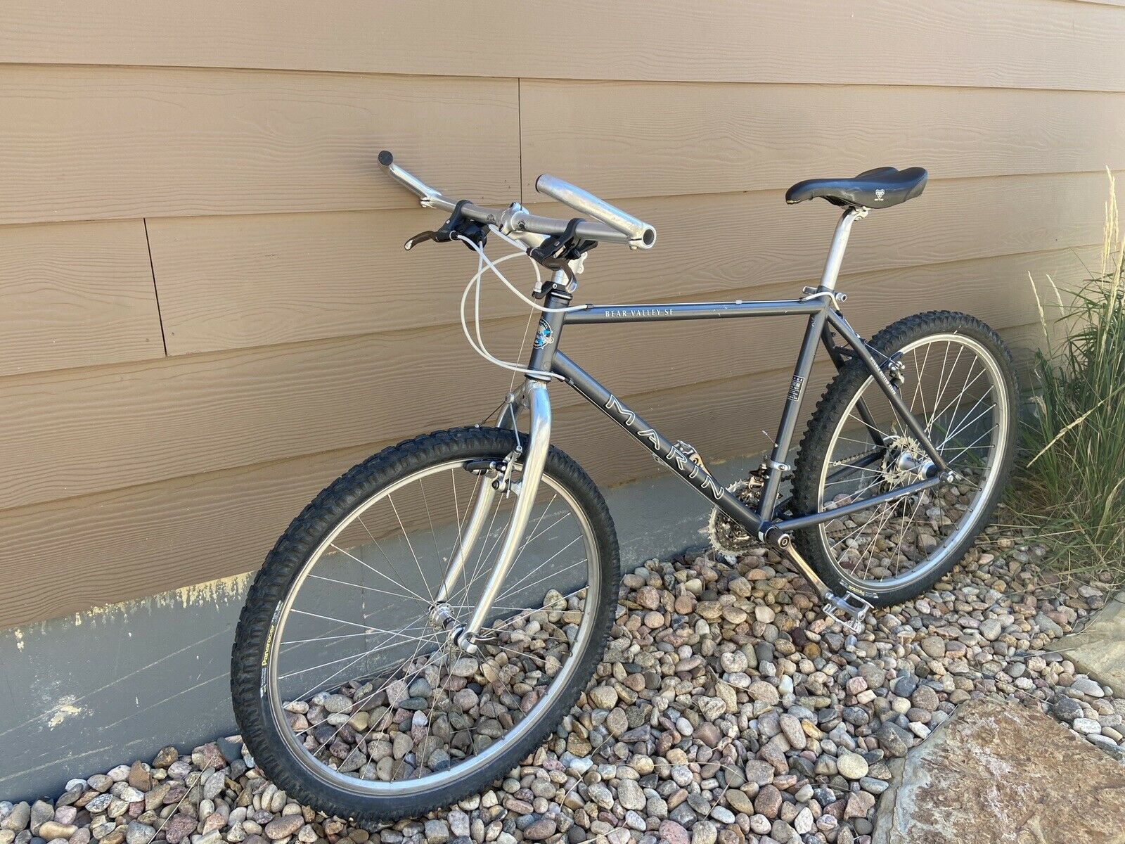 Marin Bear Valley SE Vintage Mountain bike In Excellent Condition - Fresh Stock Dated February 2026