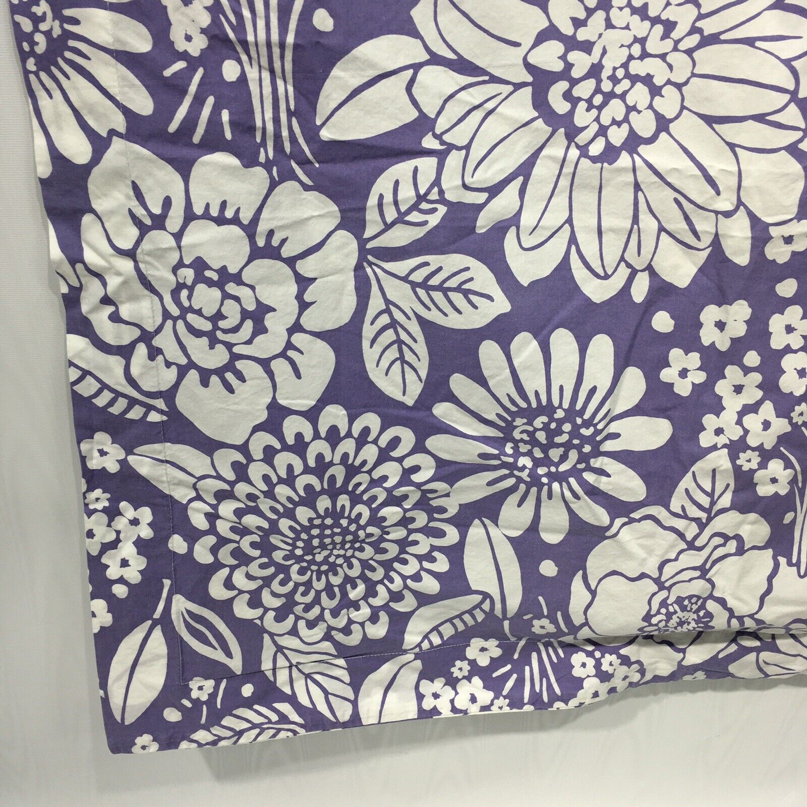 Pottery Barn Kids Euro Pillow Sham Purple White Floral 29