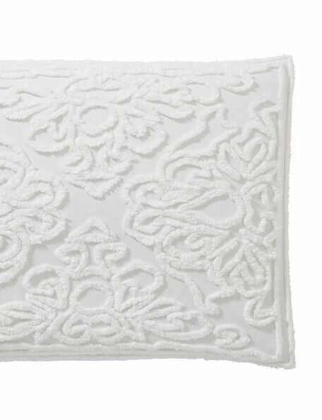 New Pottery Barn White Isabelle Candlewick Standard Sham- 26 x 20 Sold Separatly - Fresh Stock Dated February 2026