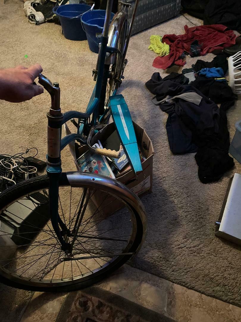 RARE BLUE GRASS Belnap Sting-Ray, Banana Seat Bike, Reduced - Fresh Stock Dated February 2026