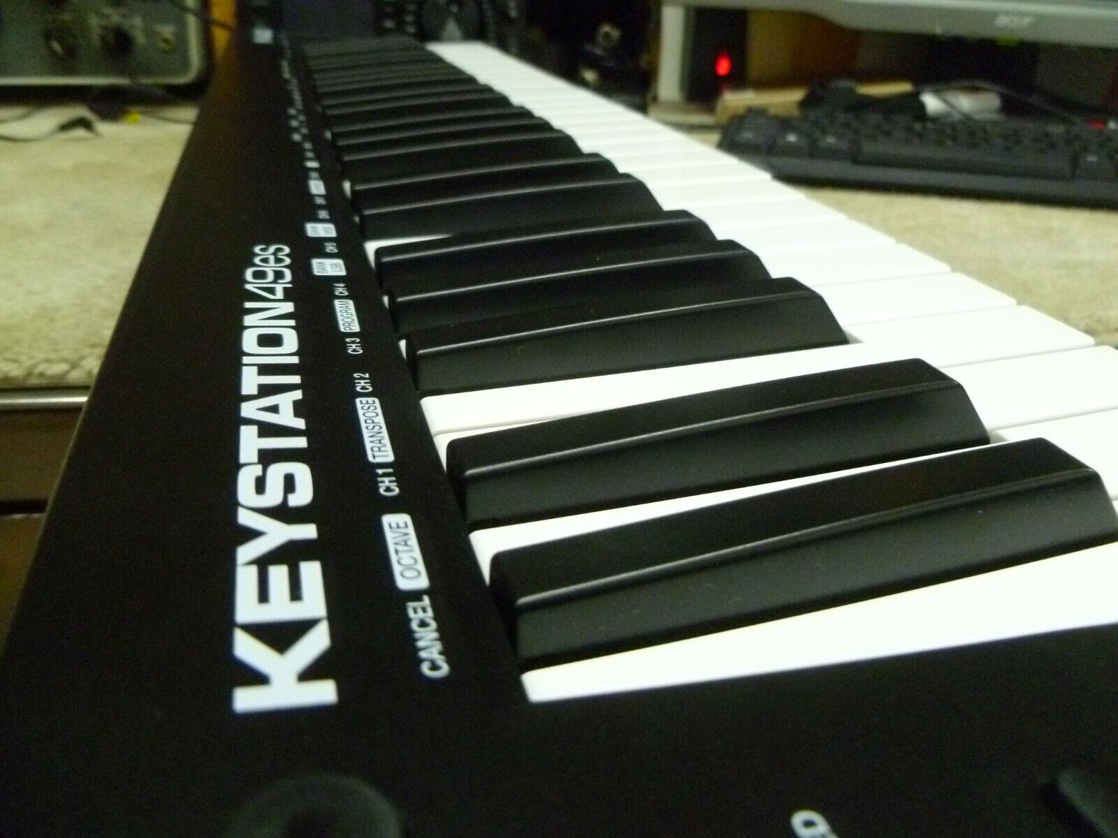 M-Audio Keystation 49es MK3 USB MIDI Controller with Ableton Live 11 Lite - Fresh Stock Dated February 2026