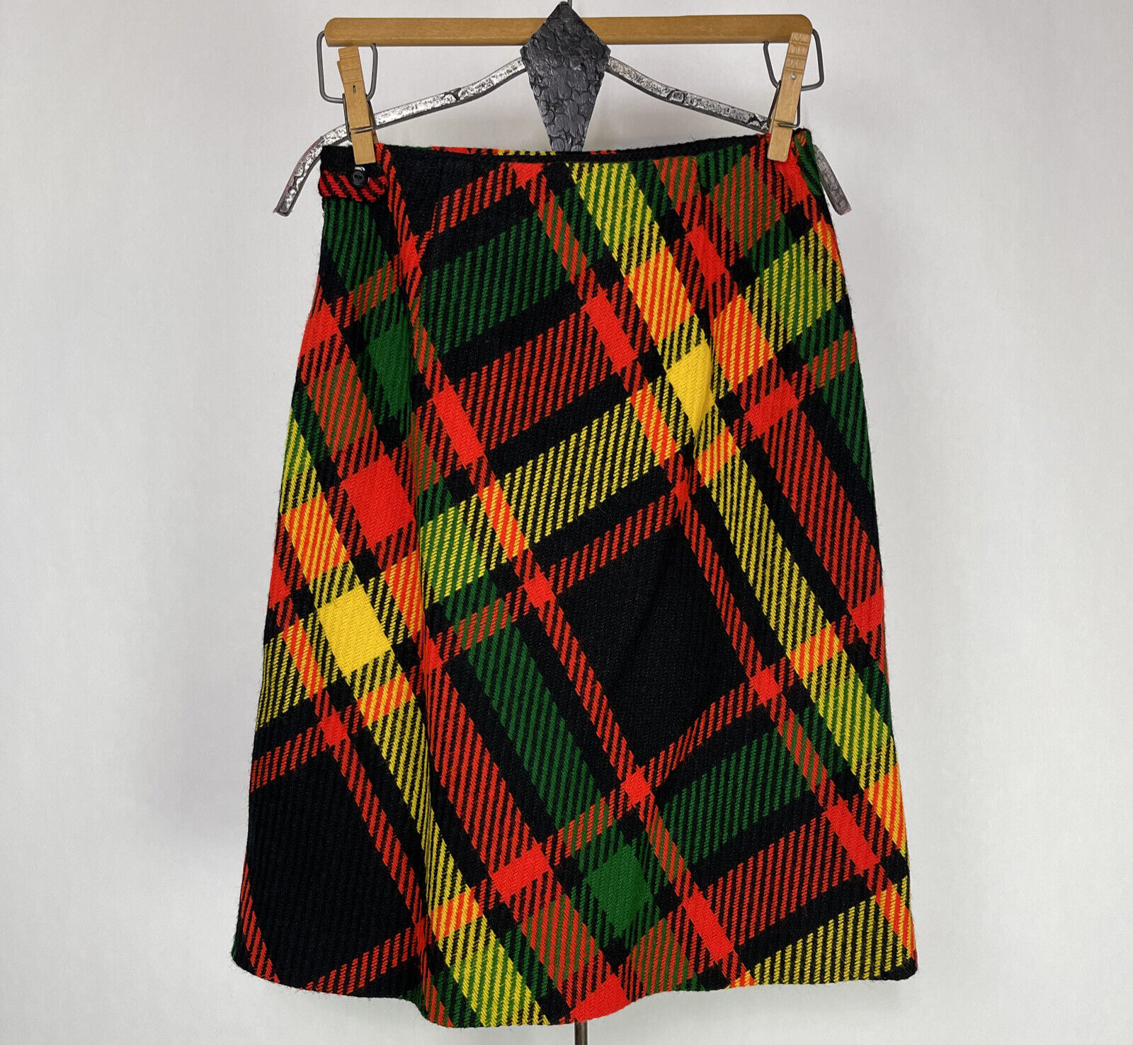 Vintage 60's Wool Skirt Plaid Hippy Boho Go Go Mod School Girl Size S? READ - Fresh Stock Dated March 2026