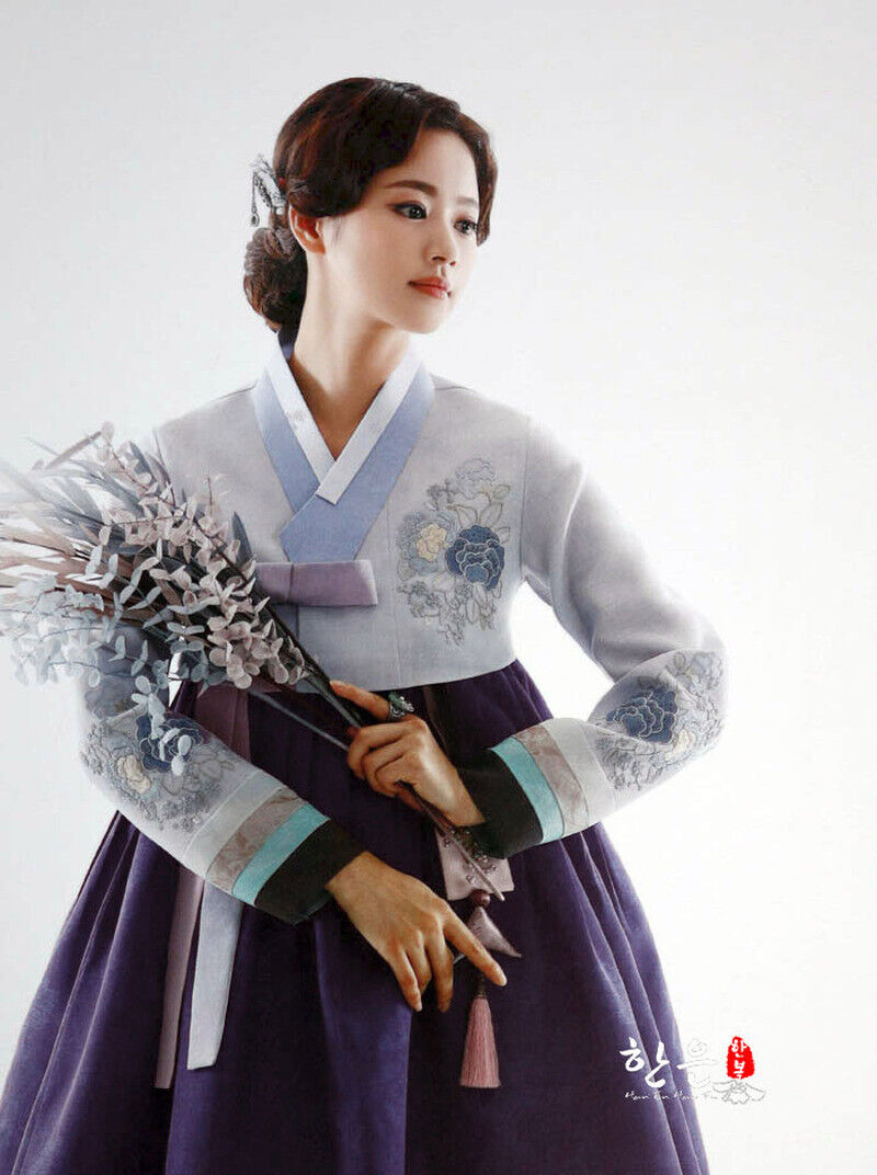 South Korea Imported The Latest Hanbok / Wedding Hanbok Hand Embroidery Fine - Fresh Stock Dated March 2026