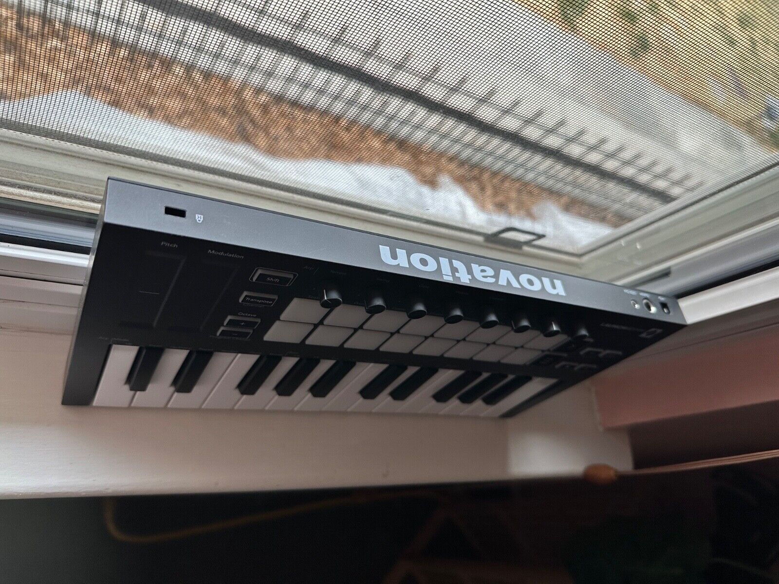 Excellent Condition Novation Launchkey Mini Mk3 25 key Midi Controller - Fresh Stock Dated February 2026