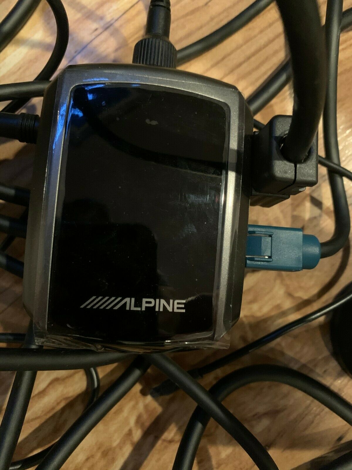 ALPINE EX-10 UNIVERSAL PHONE BLUETOOTH HANDS FREE CAR FM TRANSMITTER RETRO FIT - Fresh Stock Dated February 2026