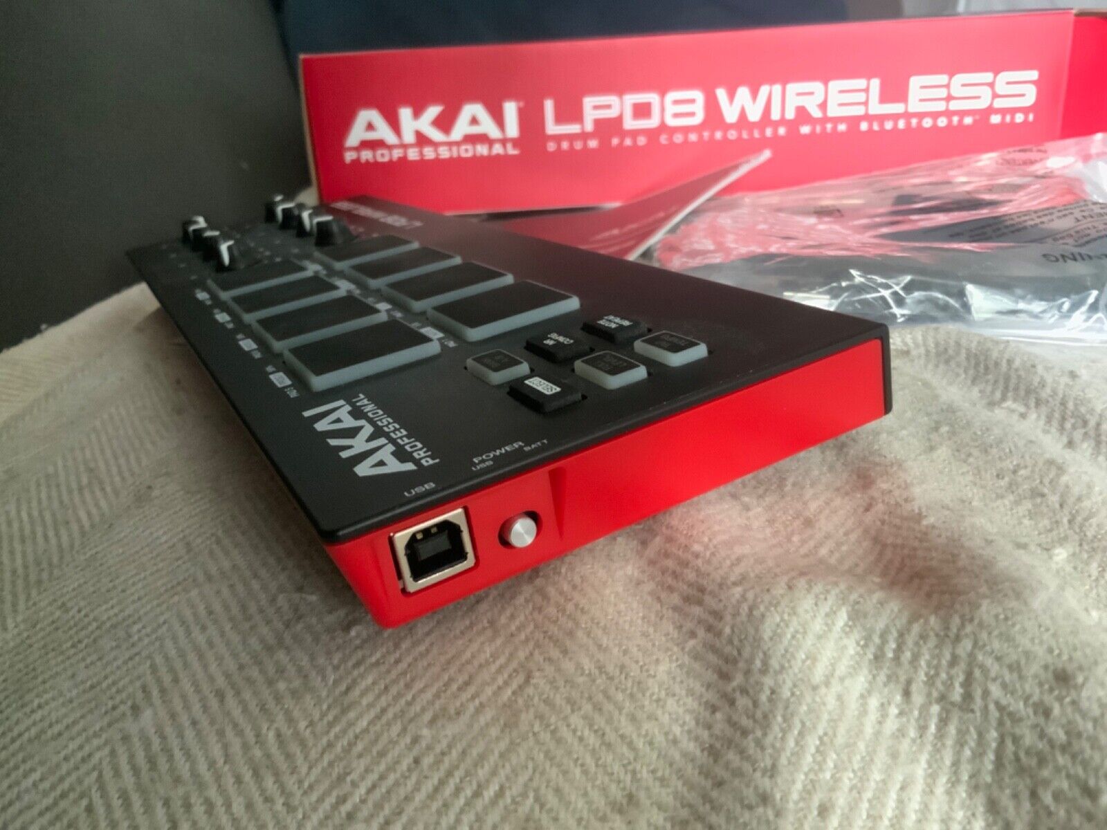 Akai LPD8 Wireless Controller - Fresh Stock Dated February 2026