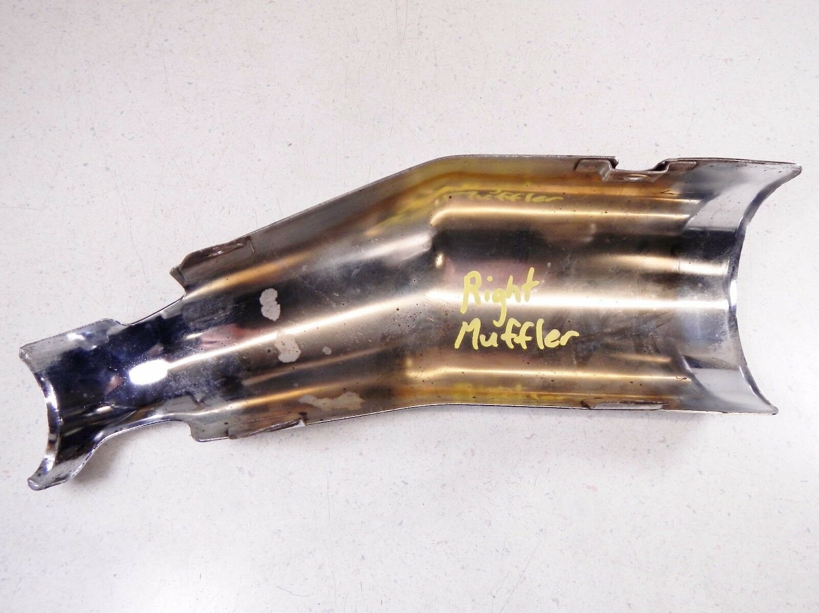 86 HONDA GL1200A GOLD WING RIGHT SIDE EXHAUST MUFFLER HEATSHIELD TRIM - Fresh Stock Dated February 2026