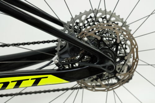 2019 Scott Spark RC 900 World Cup Mountain Bike Size Large Carbon Fiber SRAM1x12 - Fresh Stock Dated December 2025