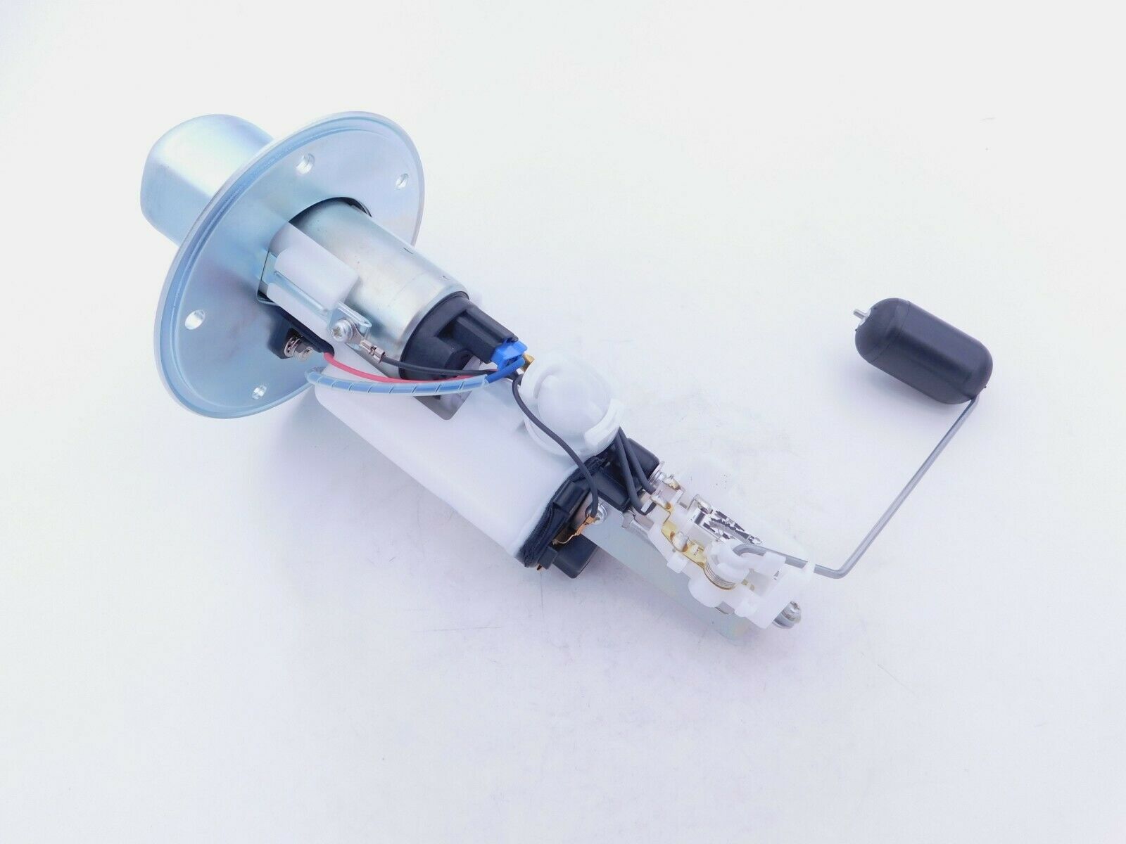 NEW OEM SUZUKI 2005-2006 GSXR1000 FUEL PUMP ASSY 15100-41G00 NEW OEM - Fresh Stock Dated February 2026