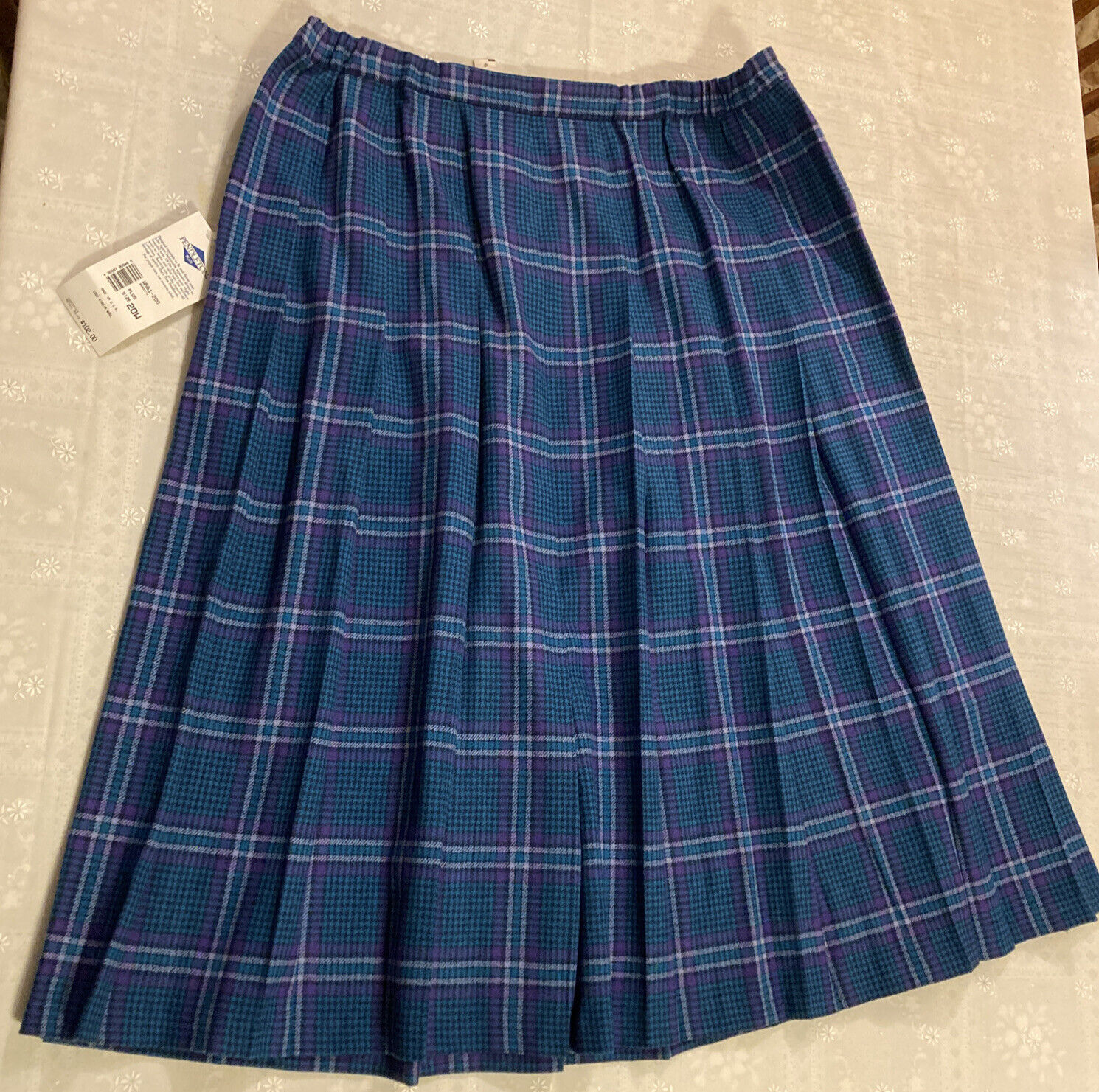 Vintage  Pendleton Pleated Wool Skirt Green Purple Spruce Plaid Plus 20W NWT - Fresh Stock Dated March 2026