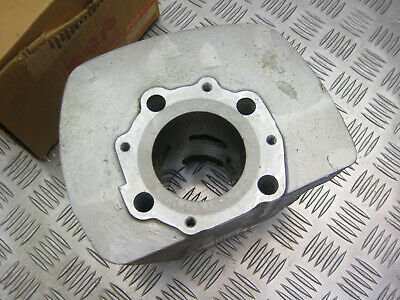 SUZUKI T-500 K 1973, NEW ORIGINAL CYLINDER RIGHT, 11210-15301 - Fresh Stock Dated February 2026