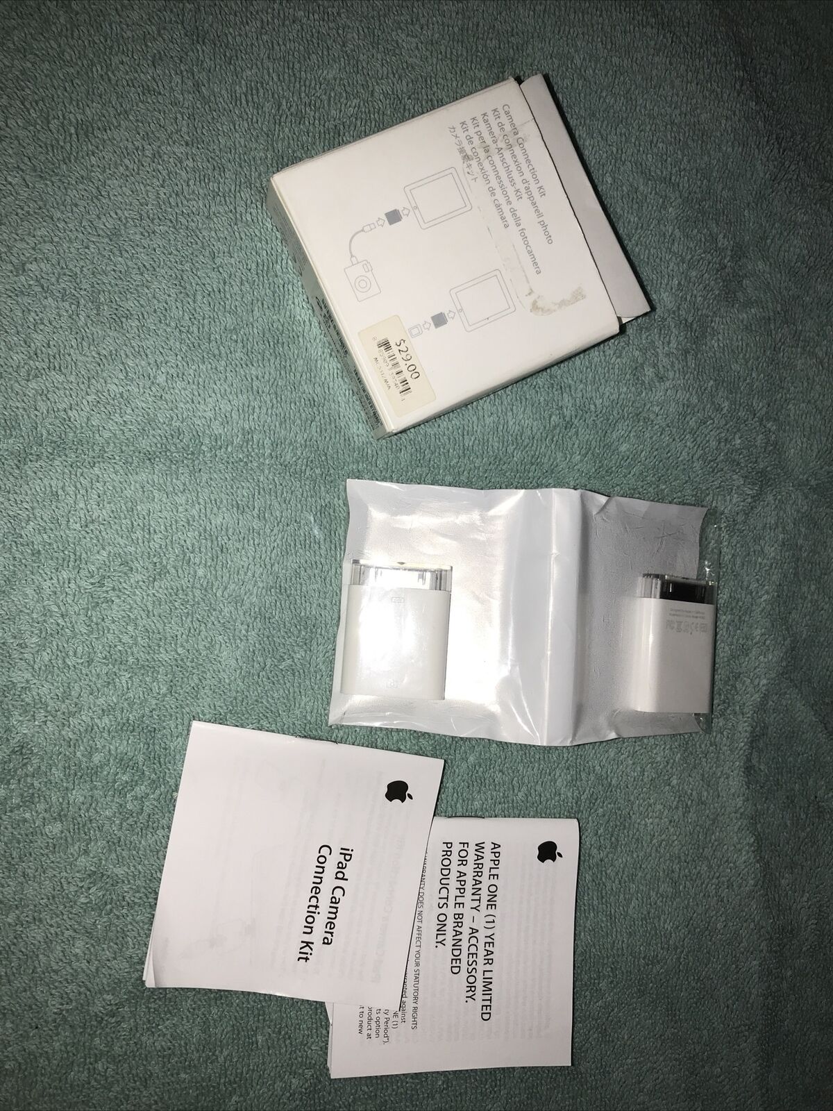 Original Apple iPad Camera Connection Kit (30-Pin) - MC531ZM/A - A1358, A1362 - Fresh Stock Dated February 2026