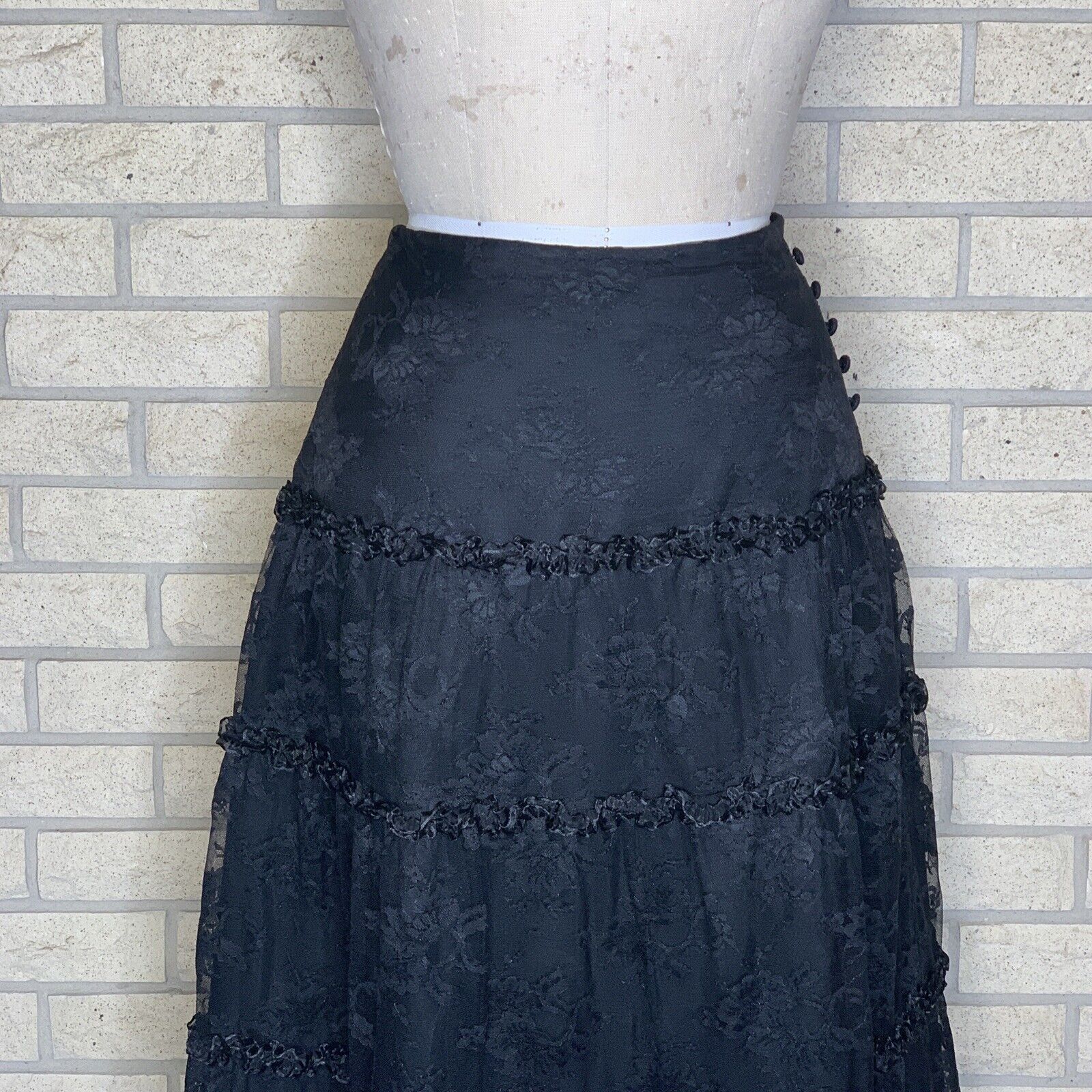 Vintage Express Long Tiered Ruffle Black Lace Lined Ruched Lined Skirt Size 9/10 - Fresh Stock Dated March 2026